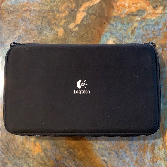 Logitech speakers - Picture 2 of 2